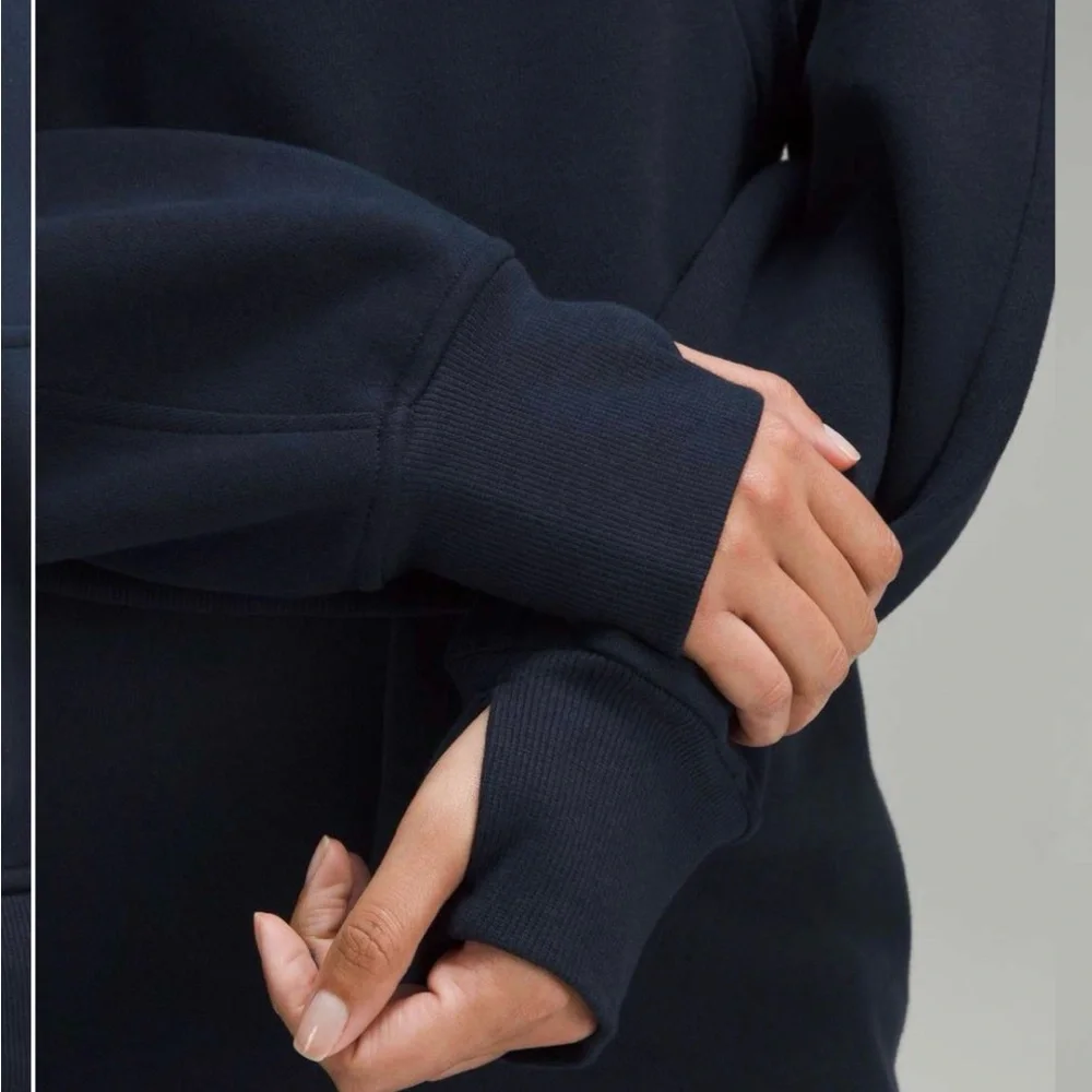 Lululemon Scuba Oversized Hoodie
True Navy - Picture 4 of 5